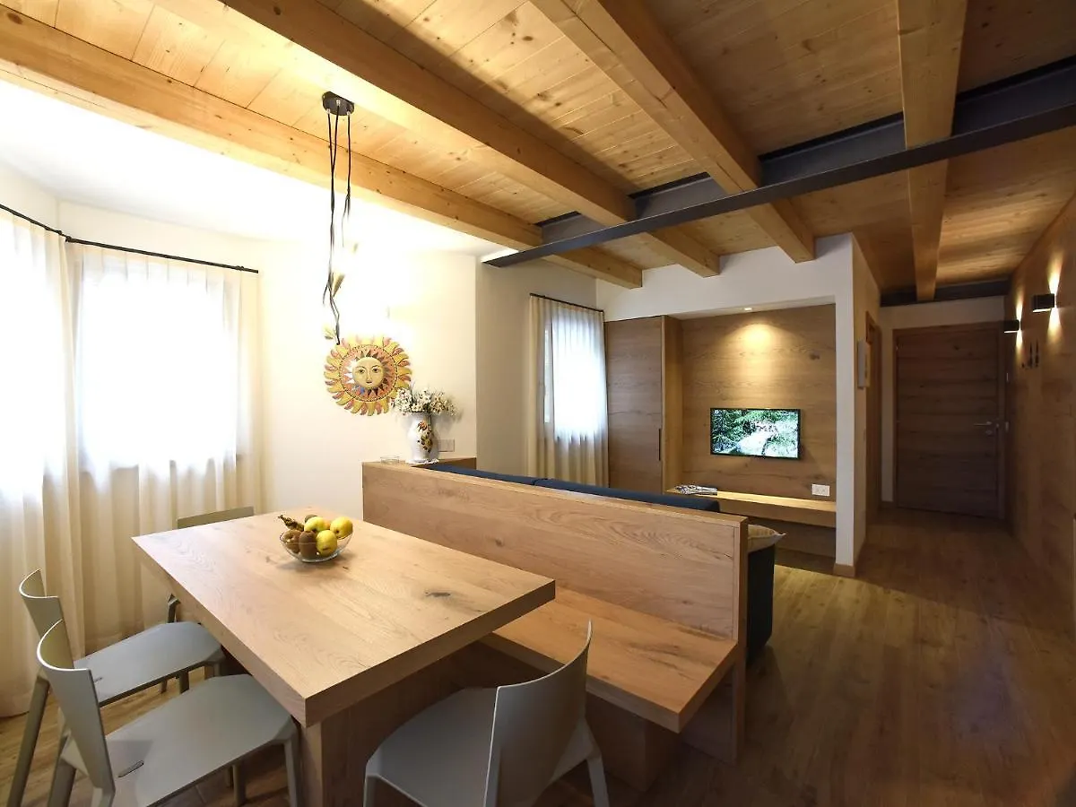 Europa Mountain Apartments Alleghe Italy